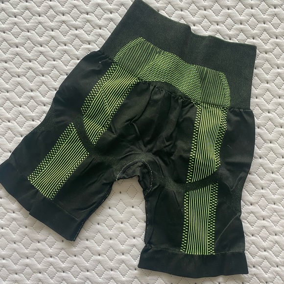 Misbhv biker shorts - Picture 3 of 3